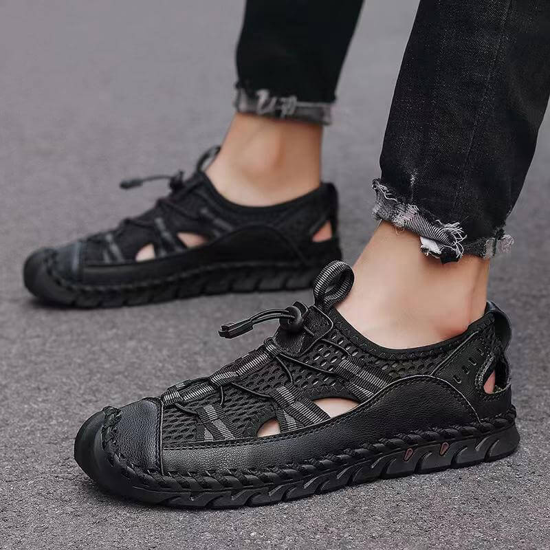 Men’s Closed Toe Mesh Outdoor Sandals with Elastic Lace System