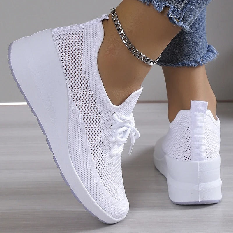 Women’s Lace-Up Sneakers with Perforated Upper and Platform Sole