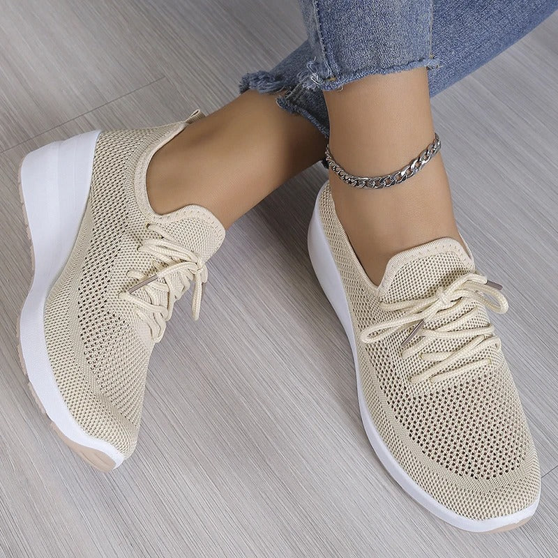 Women’s Lace-Up Sneakers with Perforated Upper and Platform Sole
