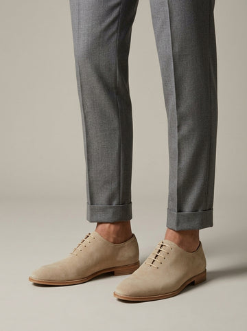 Men's Suede Oxford Shoes with Plain Toe and Lace-Up Closure