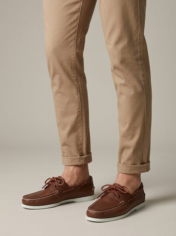 Men's Leather Boat Shoes with Lace-Up Closure and Moc Toe