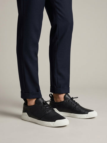 Men's Lace-Up Leather Casual Sneakers - Low Top - Round Toe - Flat Sole