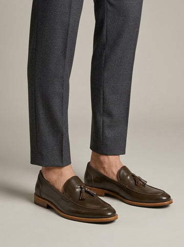 Men's Leather Tassel Loafers with Pointed Toe and Slip-On Fit