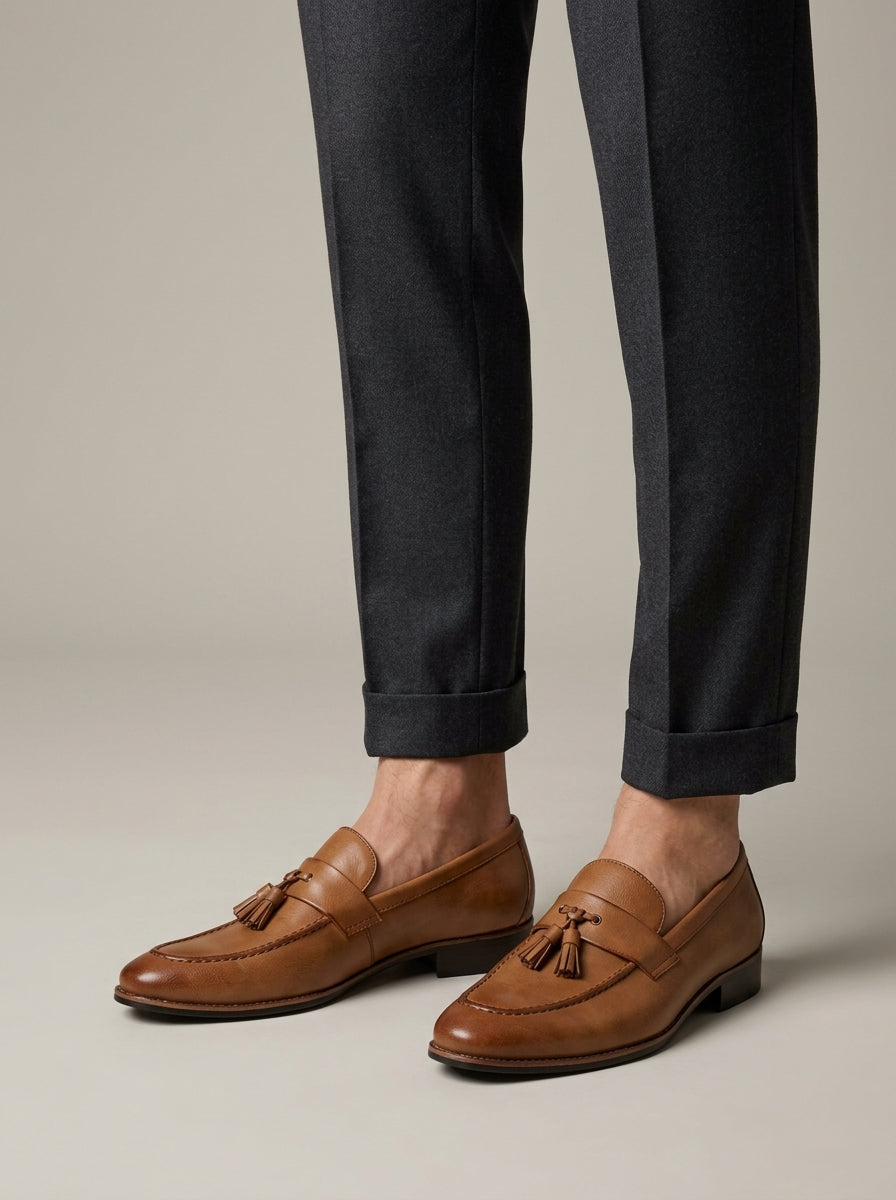 Men's Slip-On Tassel Loafers - Flat Heel Moccasin Toe Leather