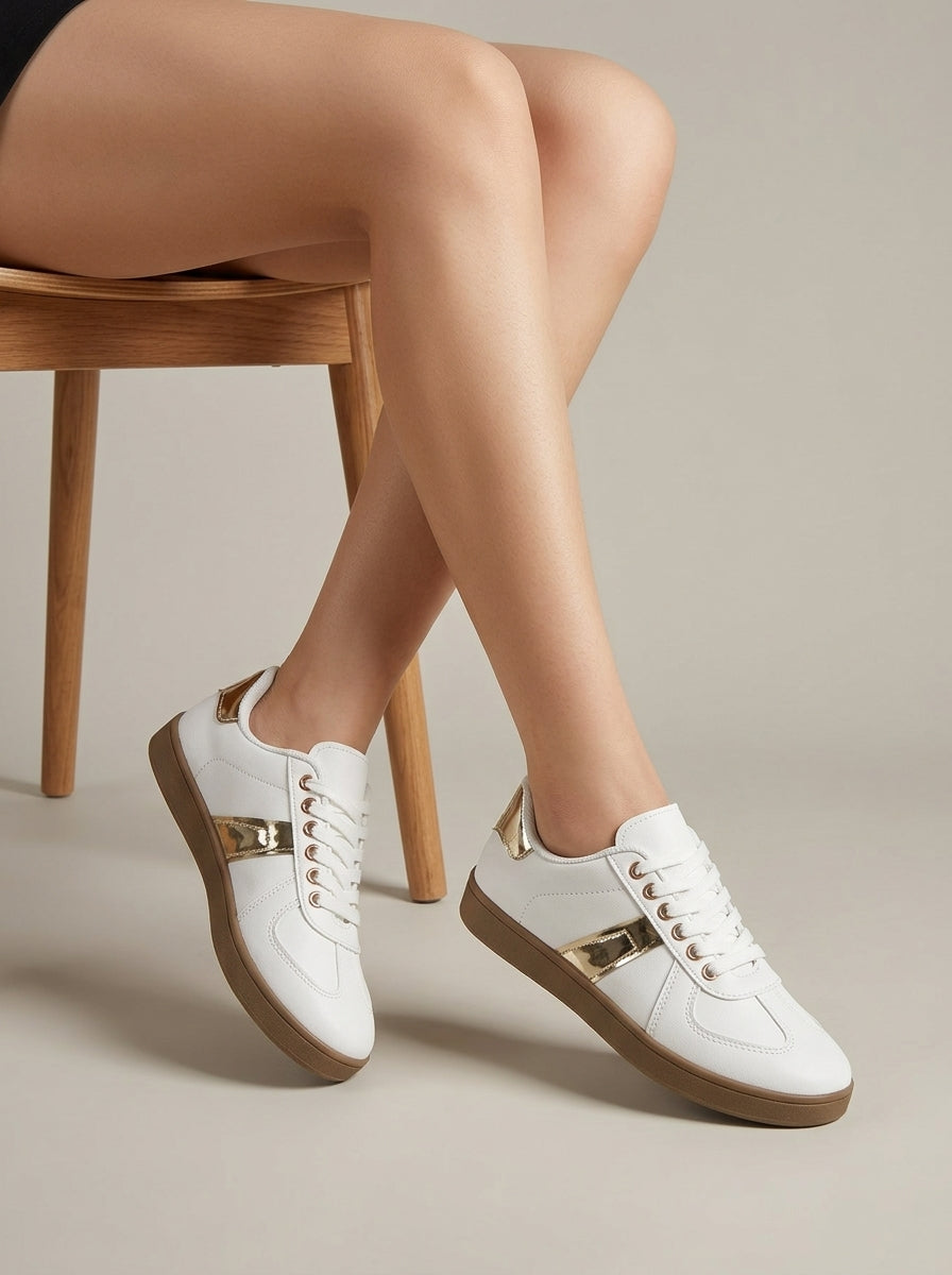 Women's Sneakers Low-Top Retro Basketball Style Lace-Up Athletic