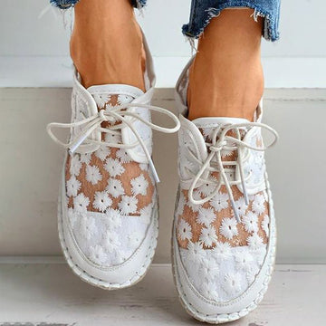 Women's Lace-Up Espadrille Flats - Round Toe - Floral Mesh Upper - Rope Sole