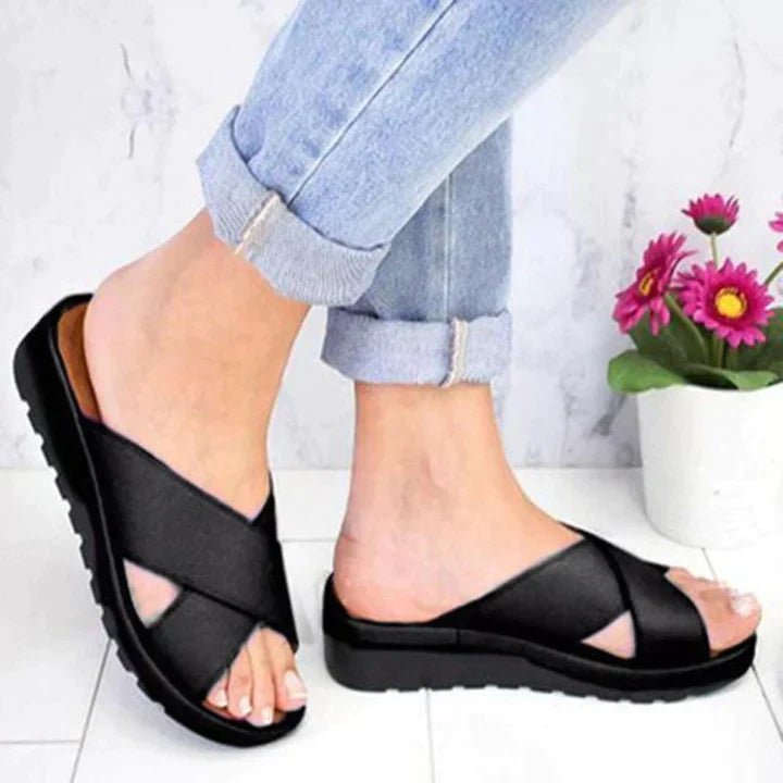 Women's Crisscross Strap Platform Slide Comfortable Sandals