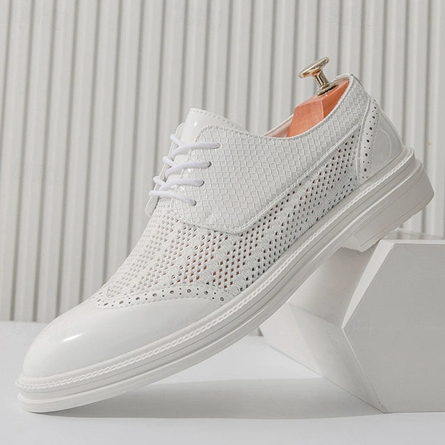 Men's Brogue Oxford Shoes – Lace-Up Round Toe with Mesh Panel Upper and Low Heel