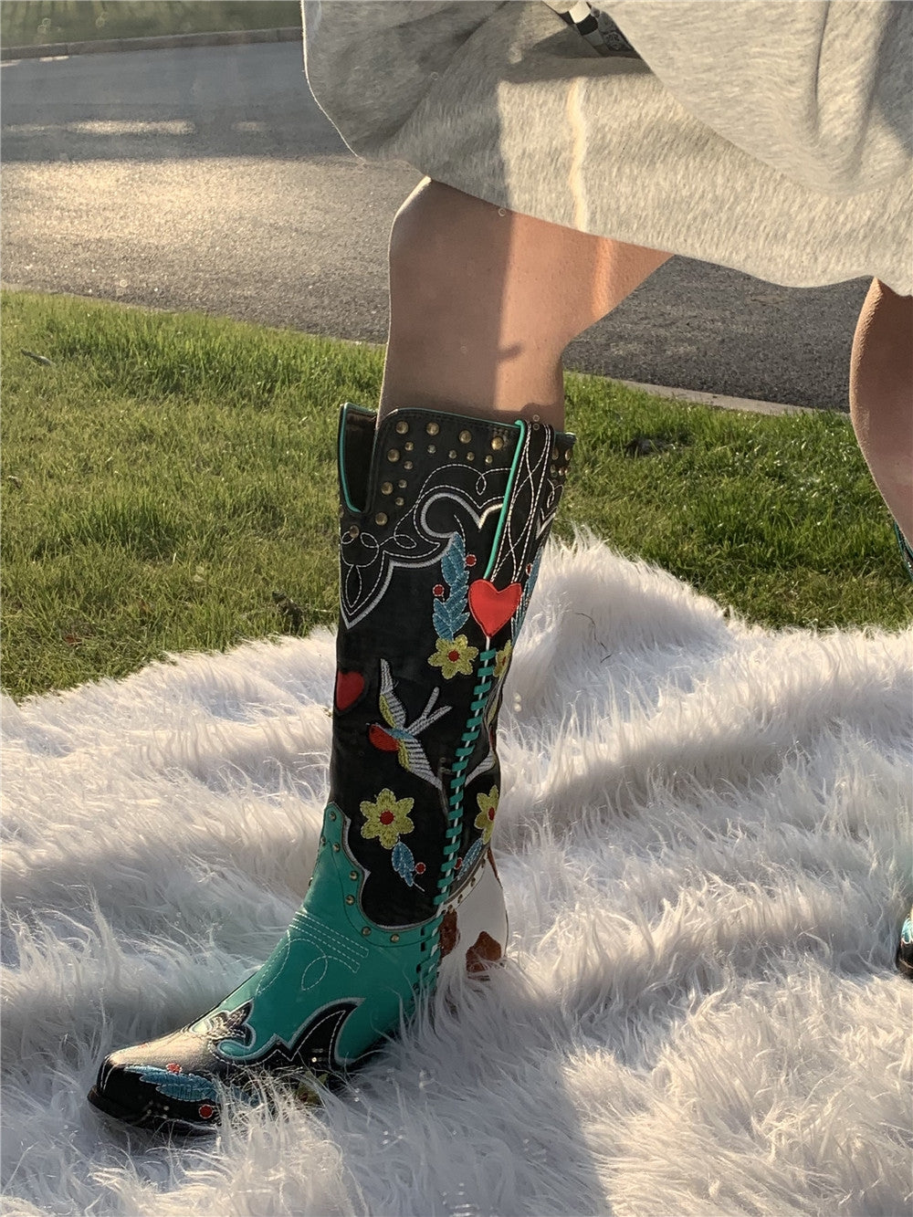 Women’s Embroidered Mid-Calf Western Boots with Block Heel