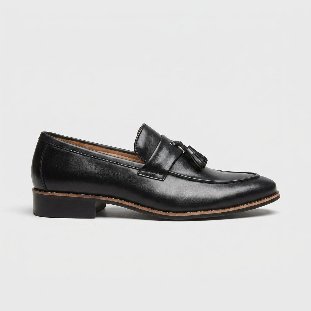 Men's Slip-On Tassel Loafers - Flat Heel Moccasin Toe Leather