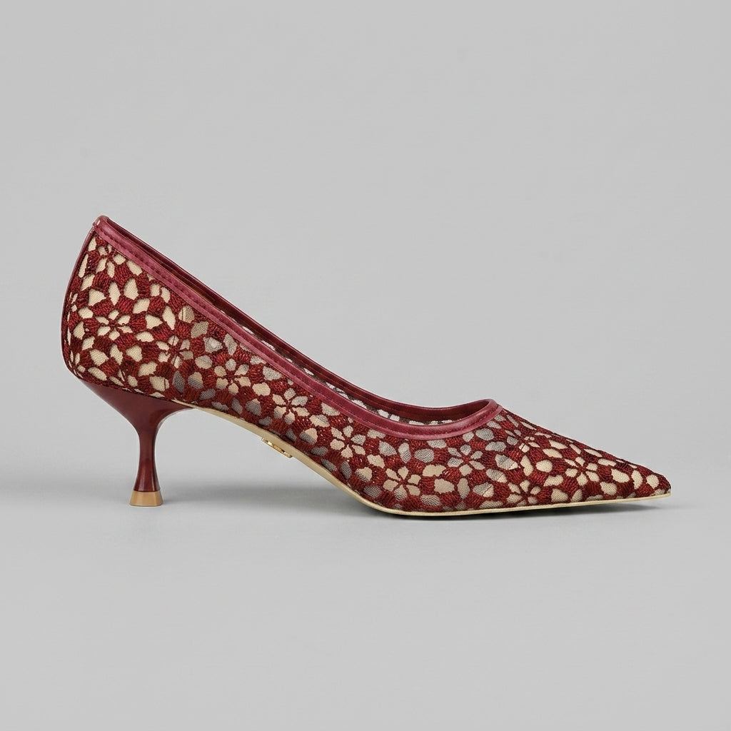 Women's Kitten Heels Pointed Toe Lace Slip-On Pumps