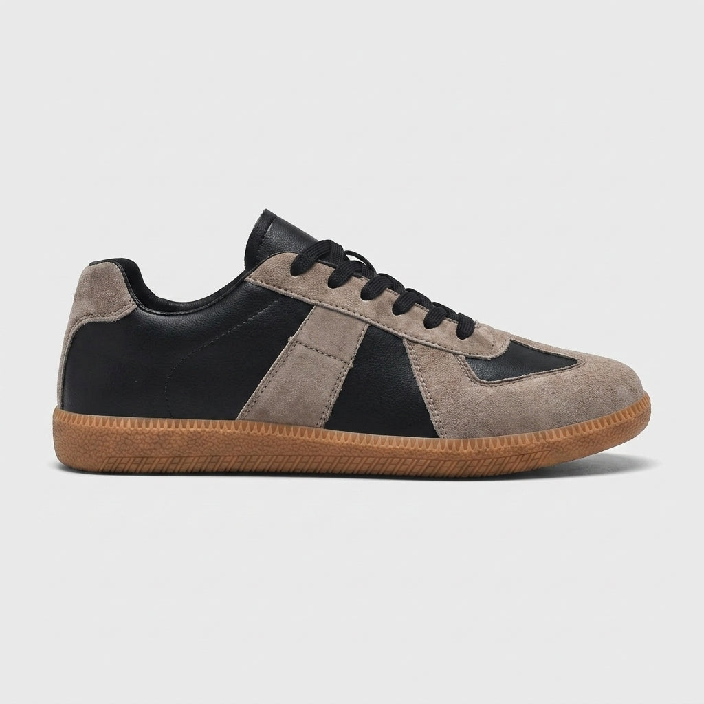 Women's Sneakers Low-Top Skate Style Lace-Up Solid Anti-Slip